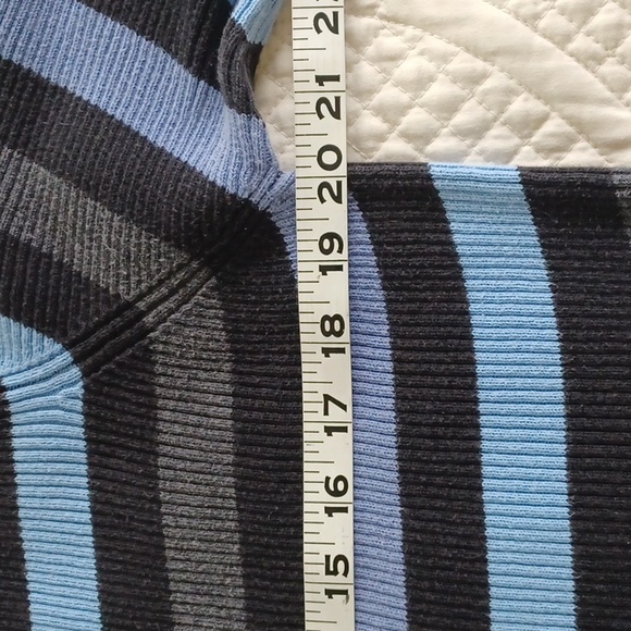 Karen Scott V-Neck Ribbed Striped Sweater - Picture 5 of 6